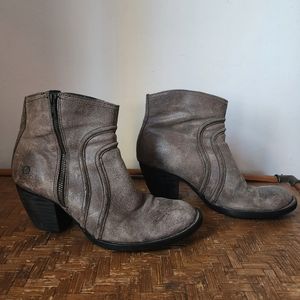 BORN BOOTIES size 11